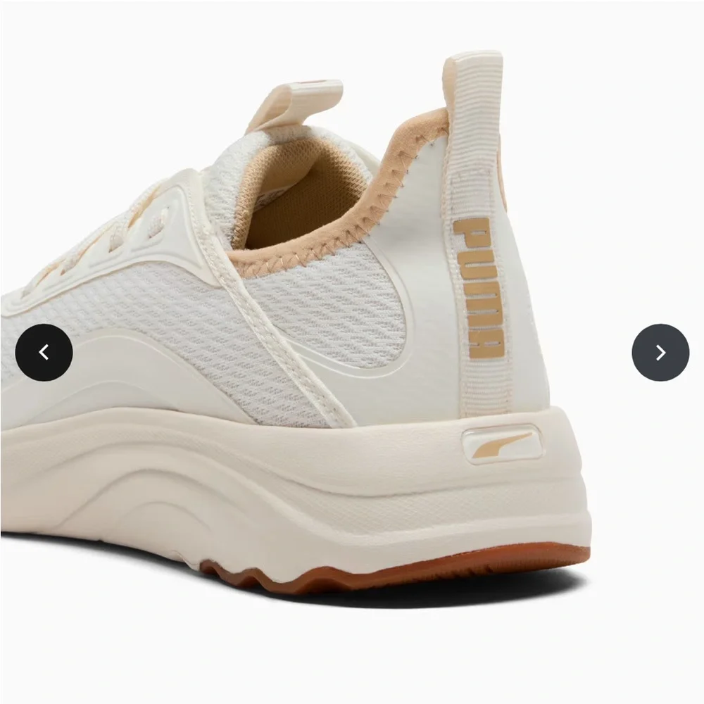 EUC Puma 9 Women’s Softride Sophia Vital
Women's Running Shoes White Almond $70! - Picture 14 of 14